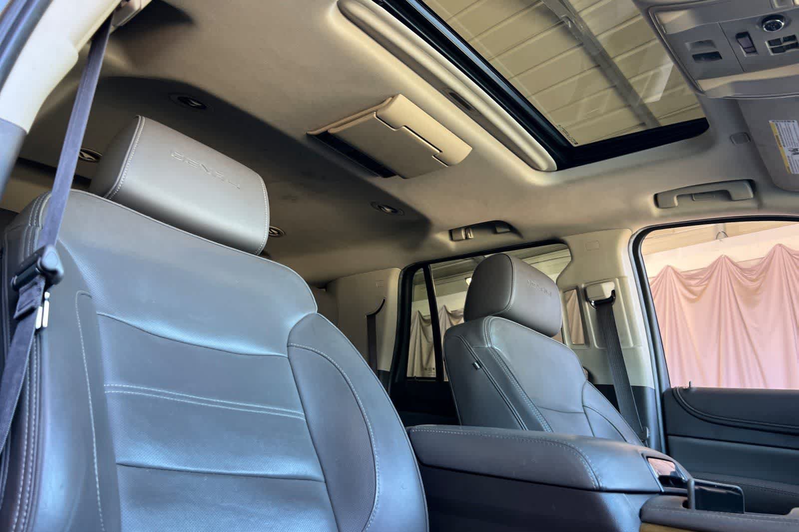 Used 2017 GMC Yukon Denali w/ Open Road Package RWD image 20