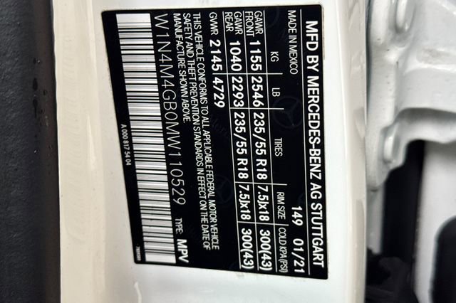 Used 2021 Mercedes-Benz GLB 250 w/ Premium Package image 36