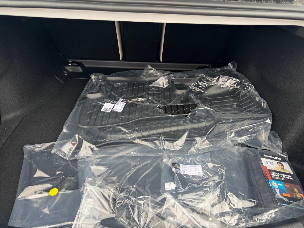 New 2026 Mercedes-Benz C 300 4MATIC Sedan image 18