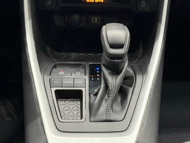 Used 2023 Toyota RAV4 XLE w/ Convenience Package image 36