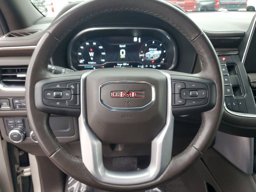 Used 2023 GMC Yukon XL SLE w/ Gmc Pro Safety Plus Package image 18