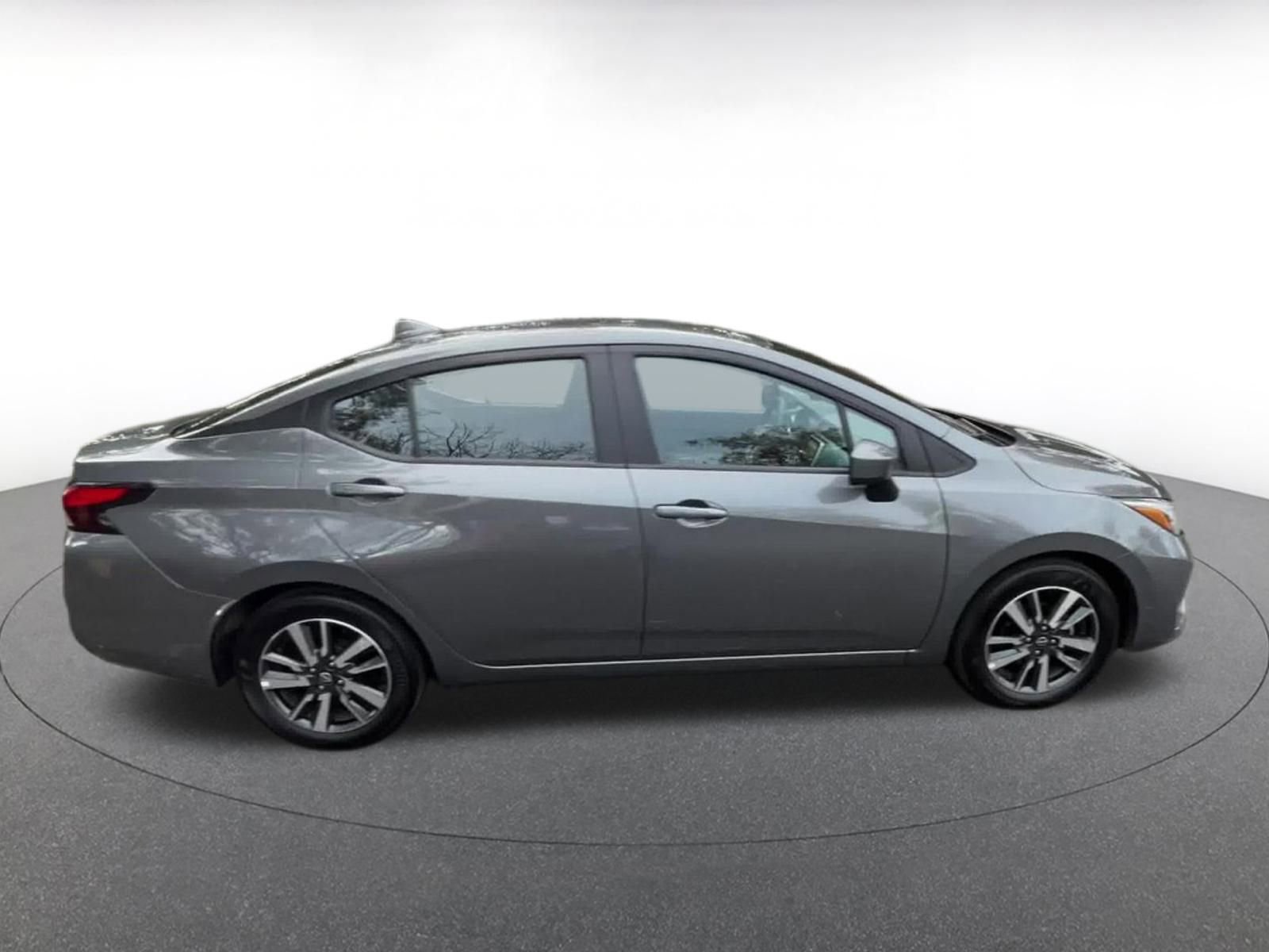 Used 2025 Nissan Versa SV image 16