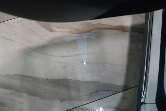 Used 2015 Tesla Model S P85D AWD/4WD image 33