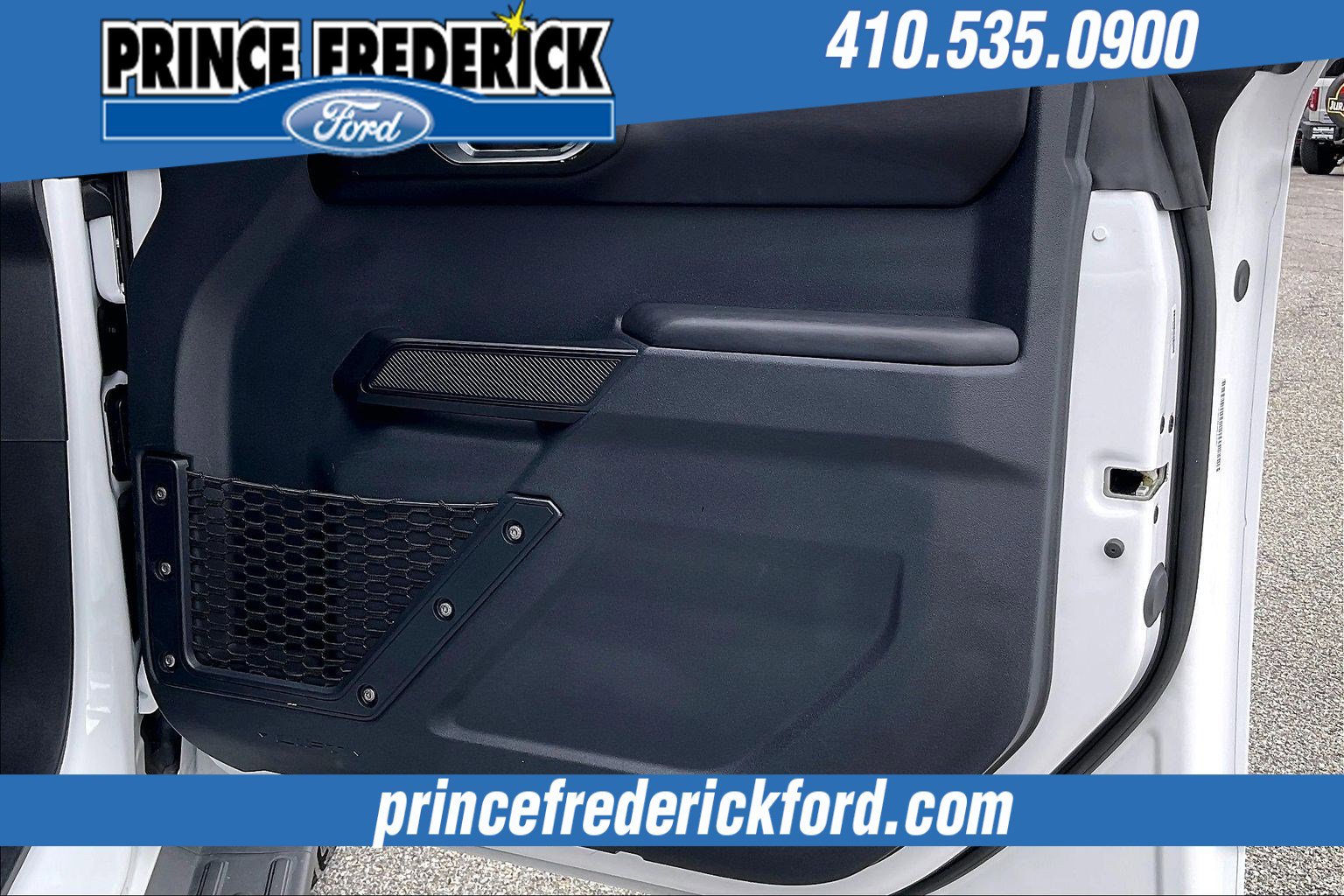 Used 2025 Ford Bronco Outer Banks image 22