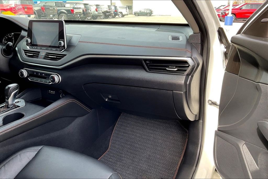 Used 2020 Nissan Altima 2.5 SR image 16