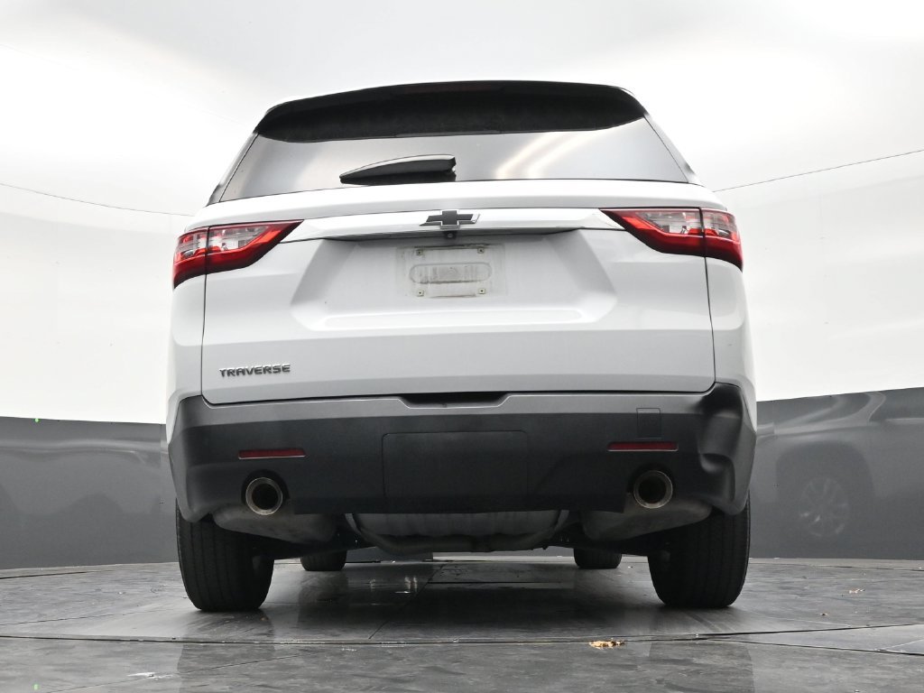 Used 2021 Chevrolet Traverse LS FWD image 20