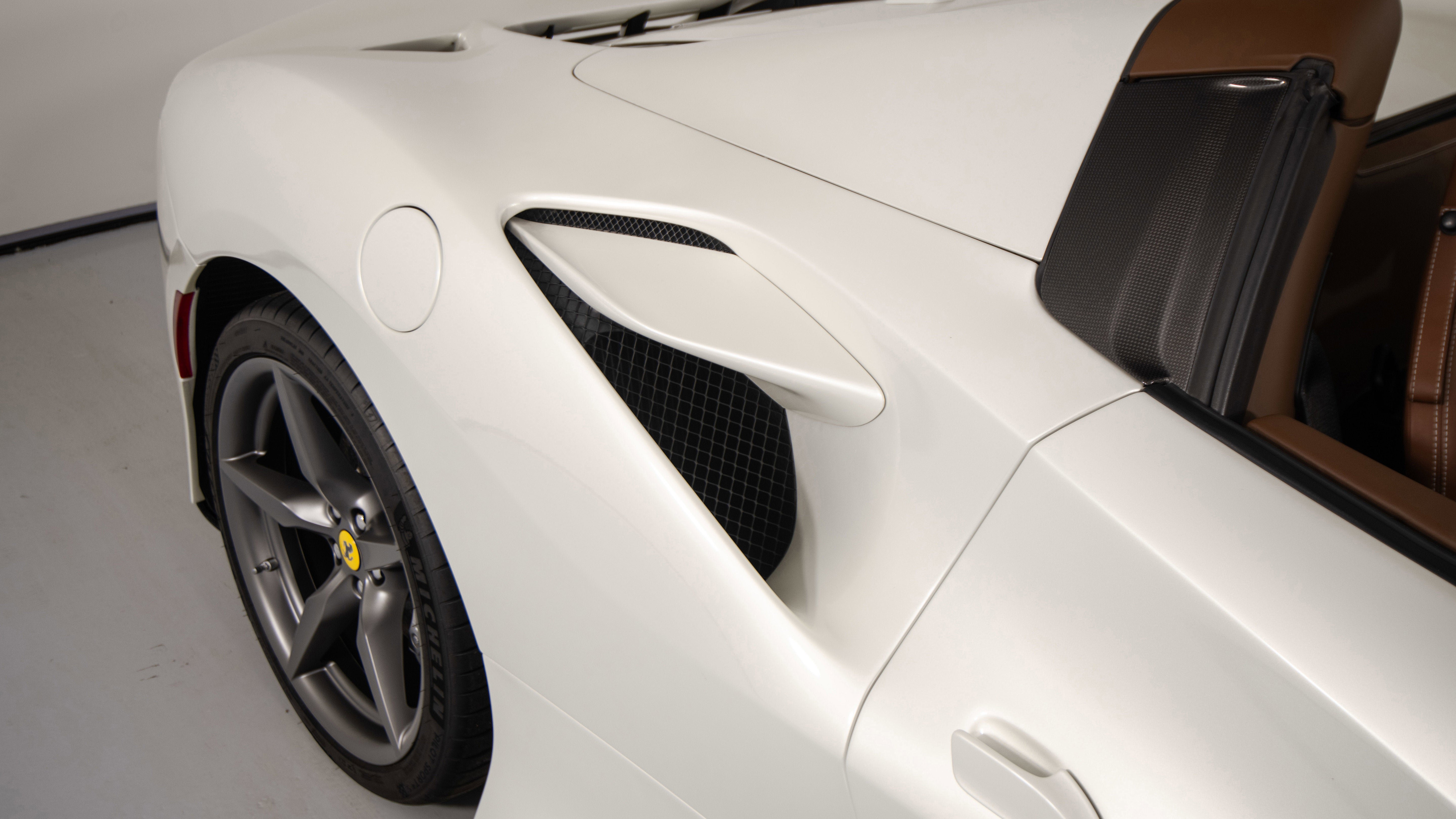 Certified 2022 Ferrari F8 Tributo image 32