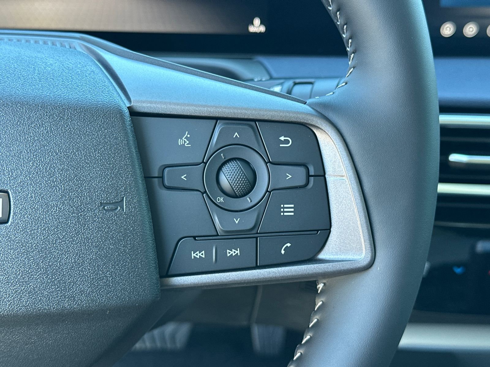 New 2026 Nissan Sentra SL w/ Floor Mat Package image 22