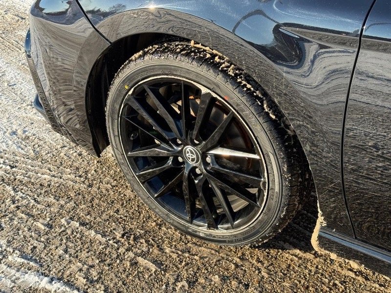 Used 2023 Toyota Camry XSE image 9