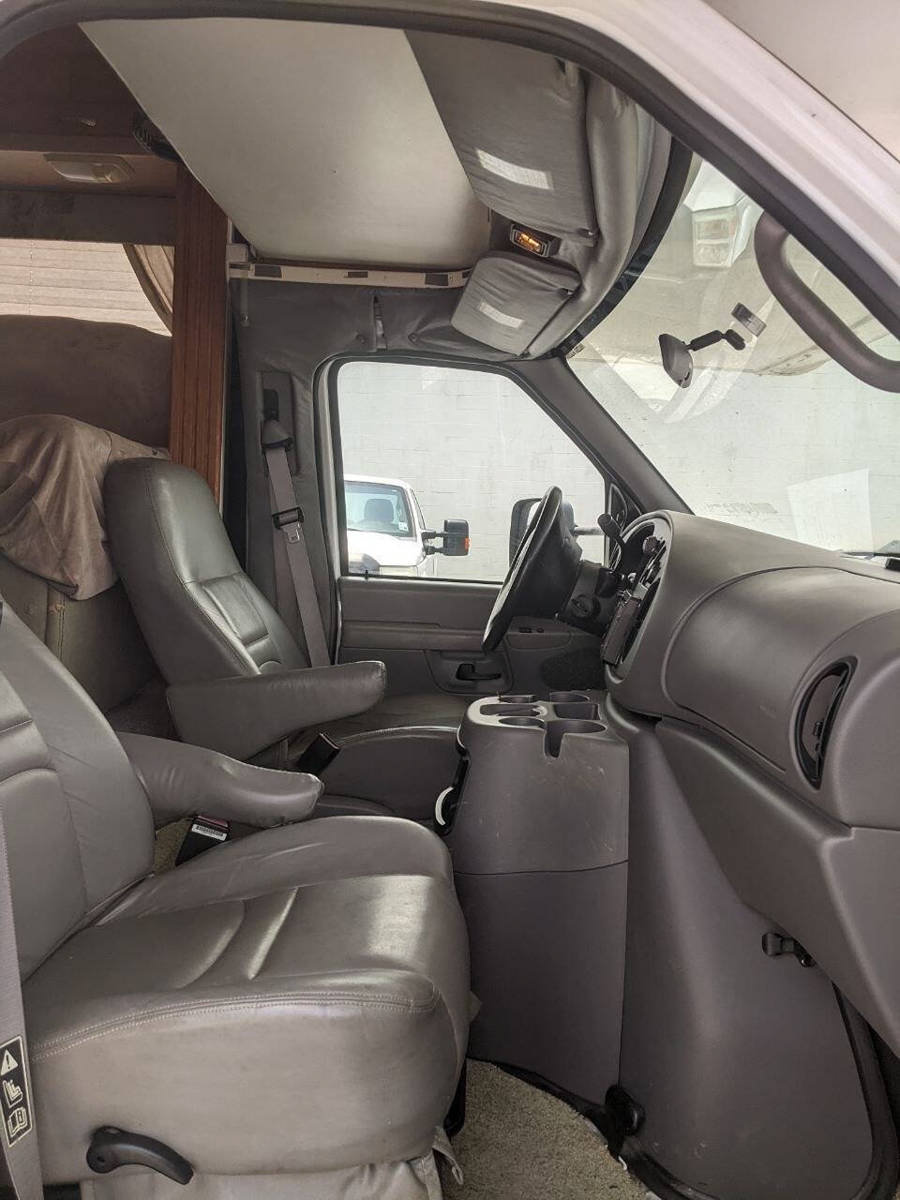 Used 2002 Ford E-450 and Econoline 450 RWD image 30