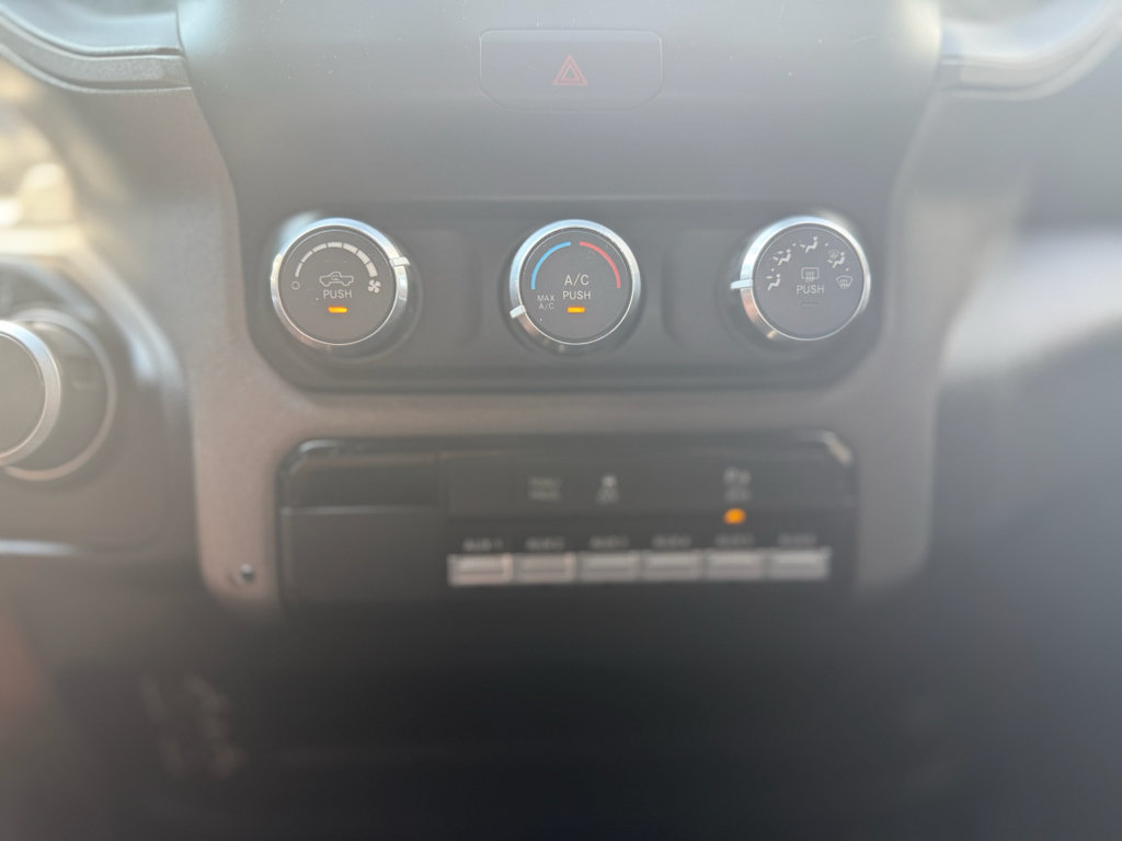 Used 2022 RAM 2500 Tradesman RWD image 32
