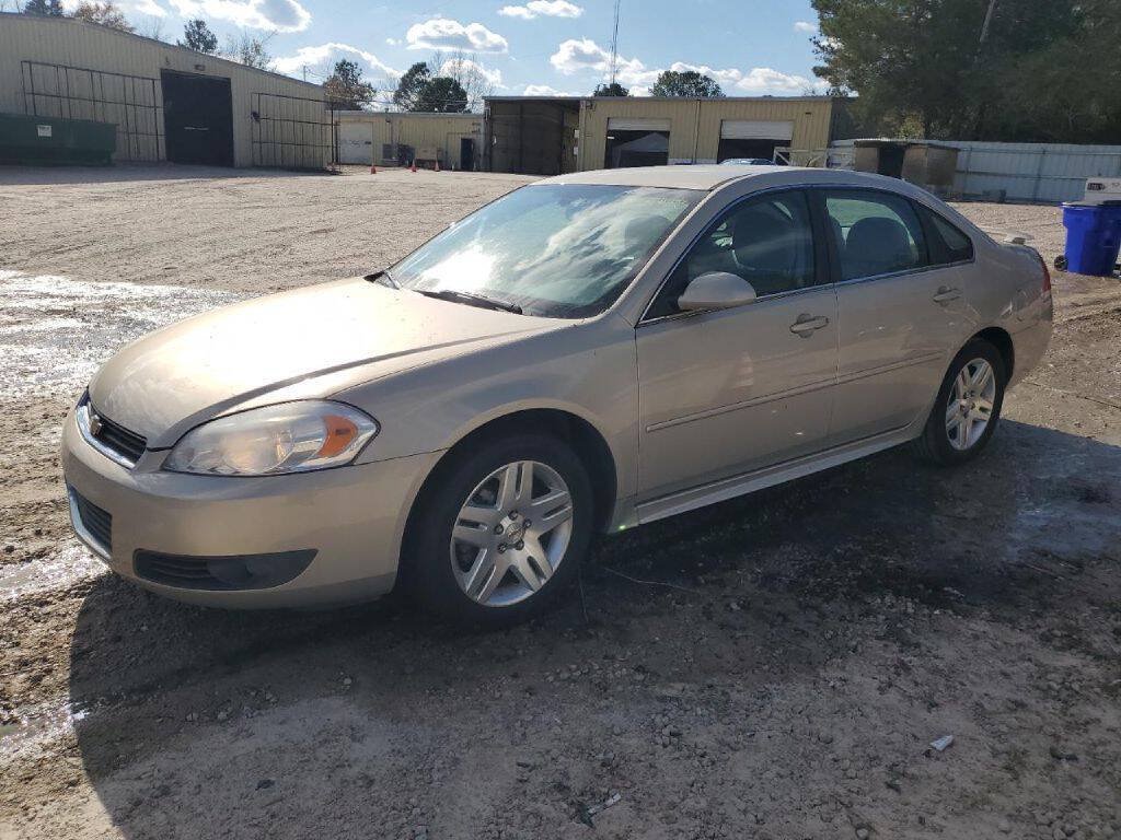 Used 2011 Chevrolet Impala LT w/ Luxury Edition Package FWD image 1