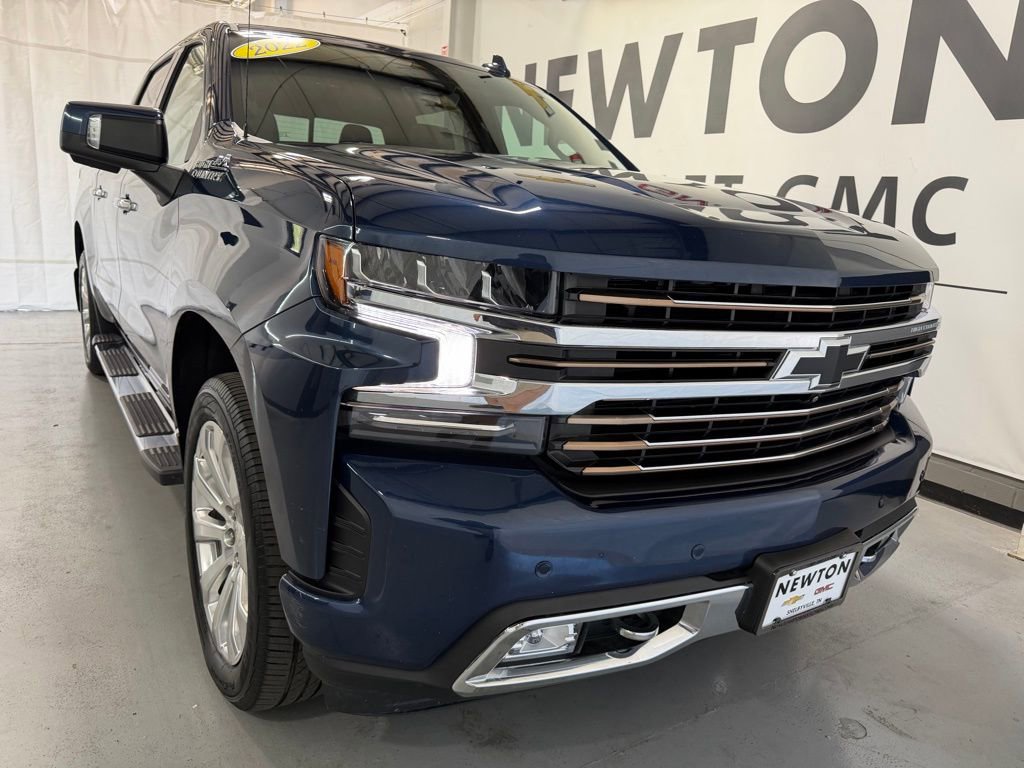 Used 2022 Chevrolet Silverado 1500 High Country w/ Technology Package image 37