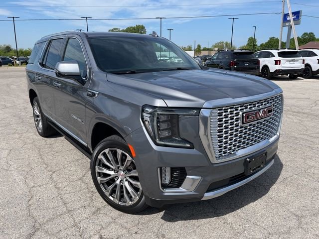 Used 2021 GMC Yukon Denali w/ Denali Premium Package AWD/4WD image 1