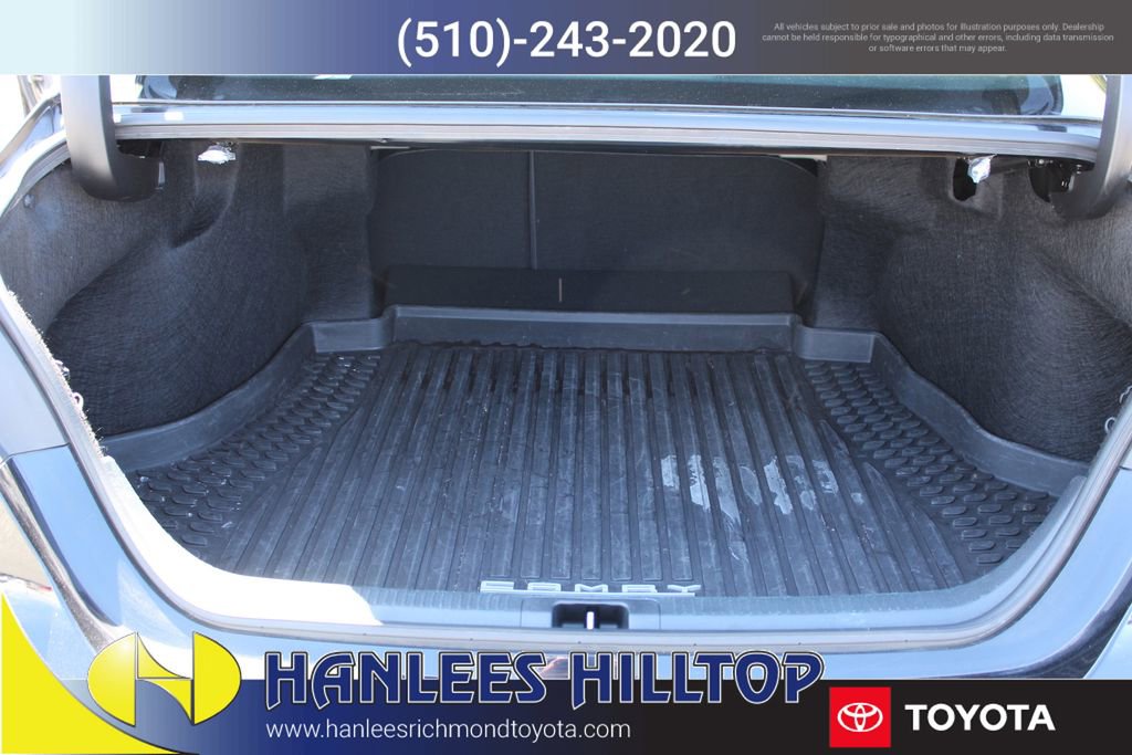 Used 2023 Toyota Camry LE w/ Convenience Package FWD image 10