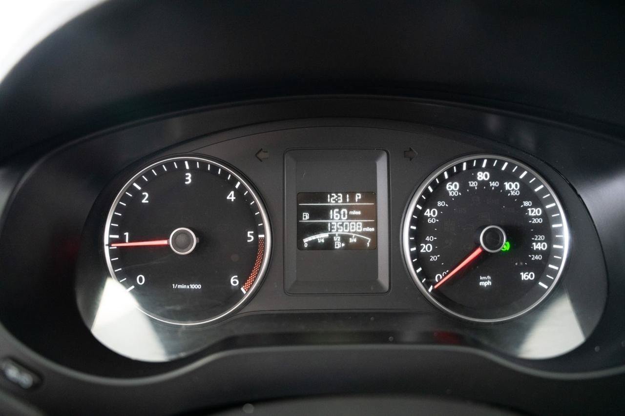 Used 2013 Volkswagen Jetta TDI FWD image 11