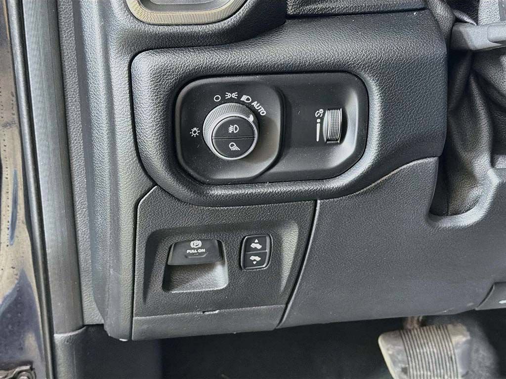 Used 2021 RAM 1500 Rebel w/ Level 2 Equipment Group AWD/4WD image 28