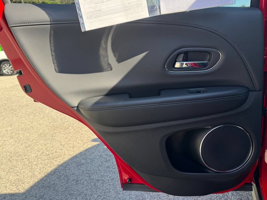 Used 2016 Honda HR-V EX-L image 15