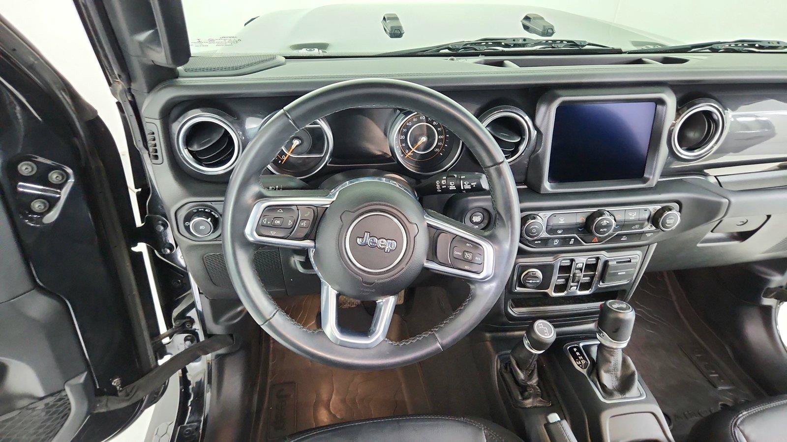 Used 2021 Jeep Wrangler Unlimited Sahara AWD/4WD image 20
