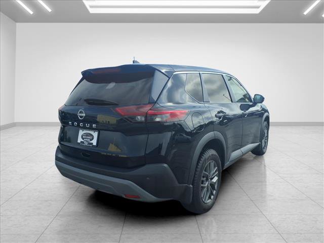 Used 2022 Nissan Rogue S AWD/4WD image 10