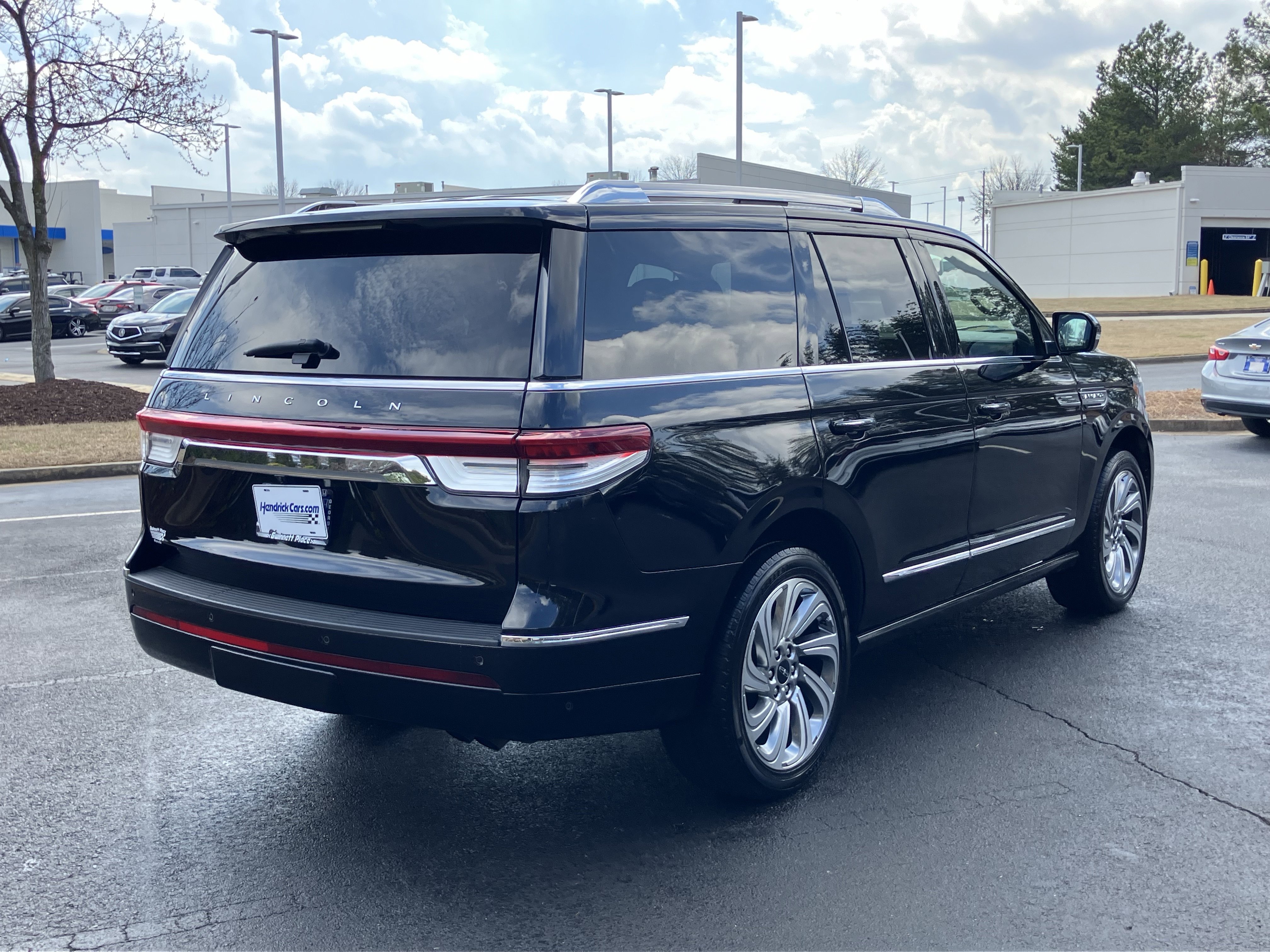 Used 2024 Lincoln Navigator Reserve image 10