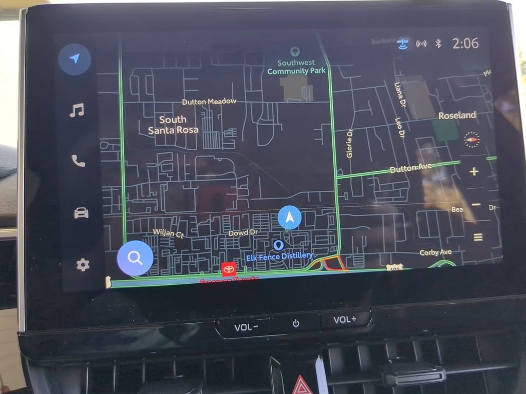 Used 2025 Toyota Corolla SE image 17