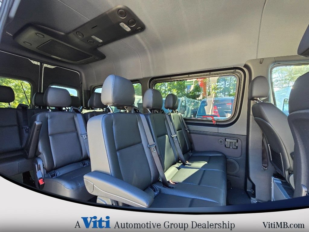 Used 2024 Mercedes-Benz Sprinter 2500 image 14