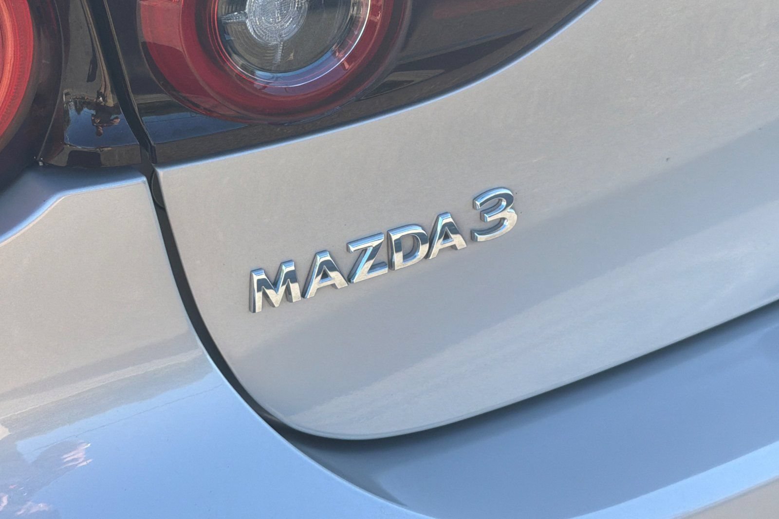 Certified 2025 MAZDA MAZDA3 s Sport FWD image 26