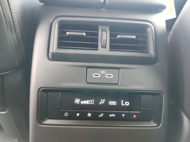 New 2026 MAZDA CX-90 3.3 Turbo w/ Select Package image 18