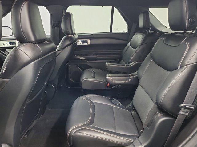 Used 2020 Ford Explorer ST w/ ST High-Performance Pack AWD/4WD image 12