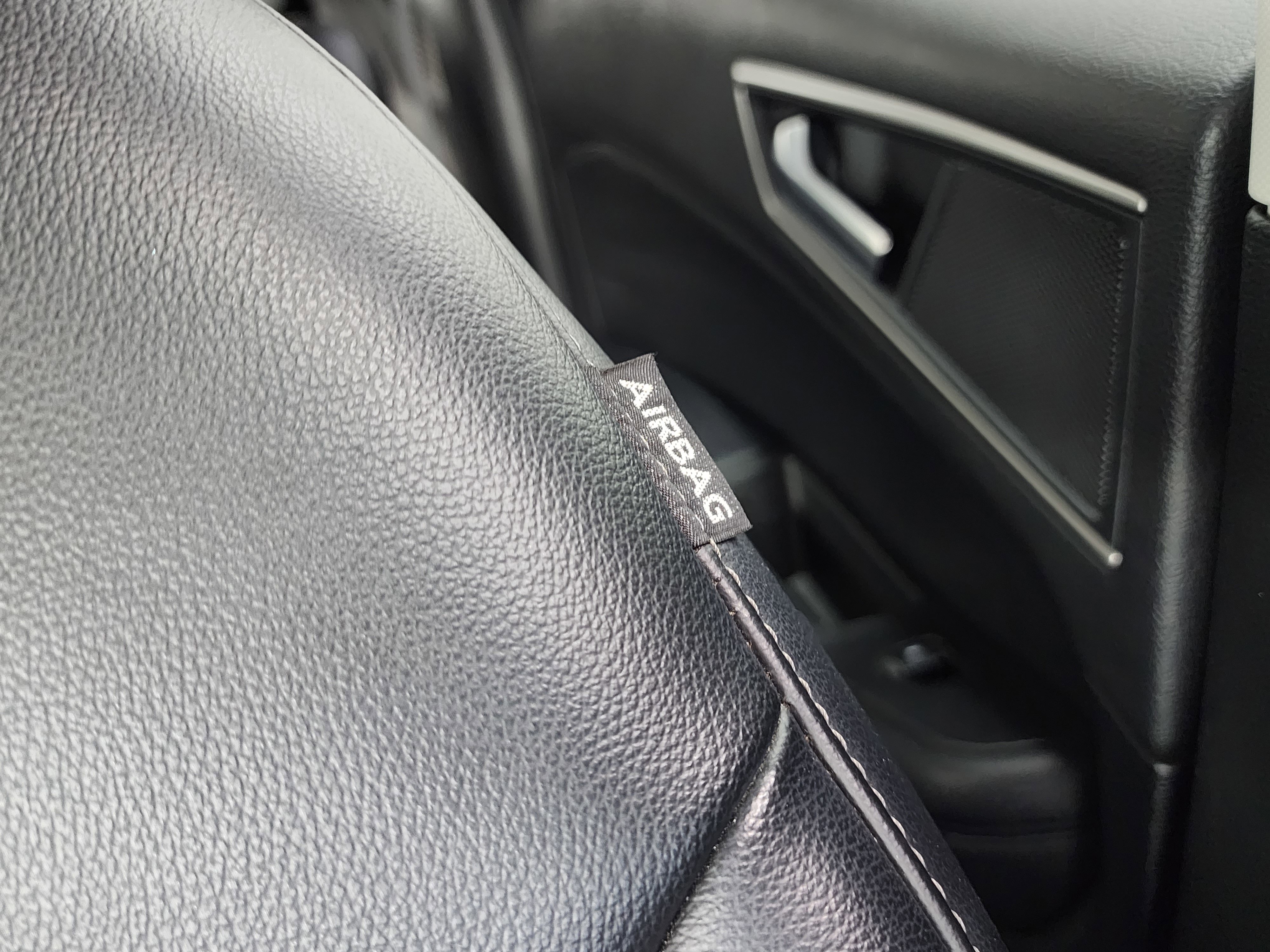 Used 2022 Ford Edge SEL image 37