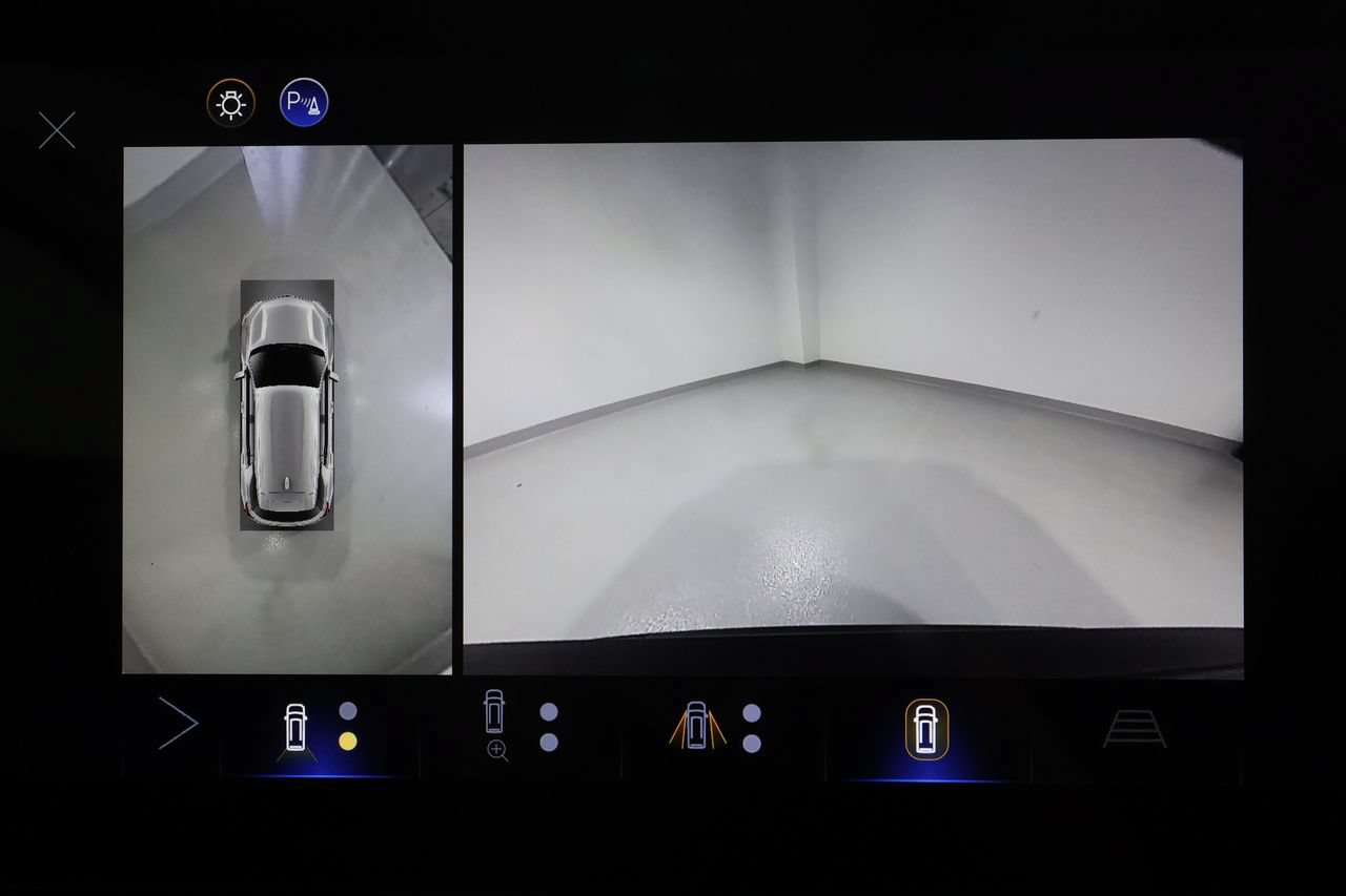 Certified 2026 Chevrolet Equinox RS w/ Convenience Package III AWD/4WD image 13