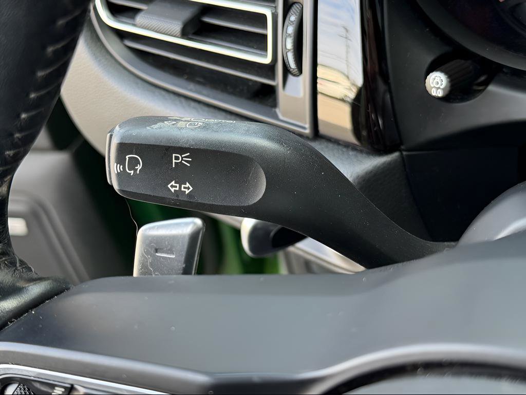 Used 2021 Porsche Macan image 39