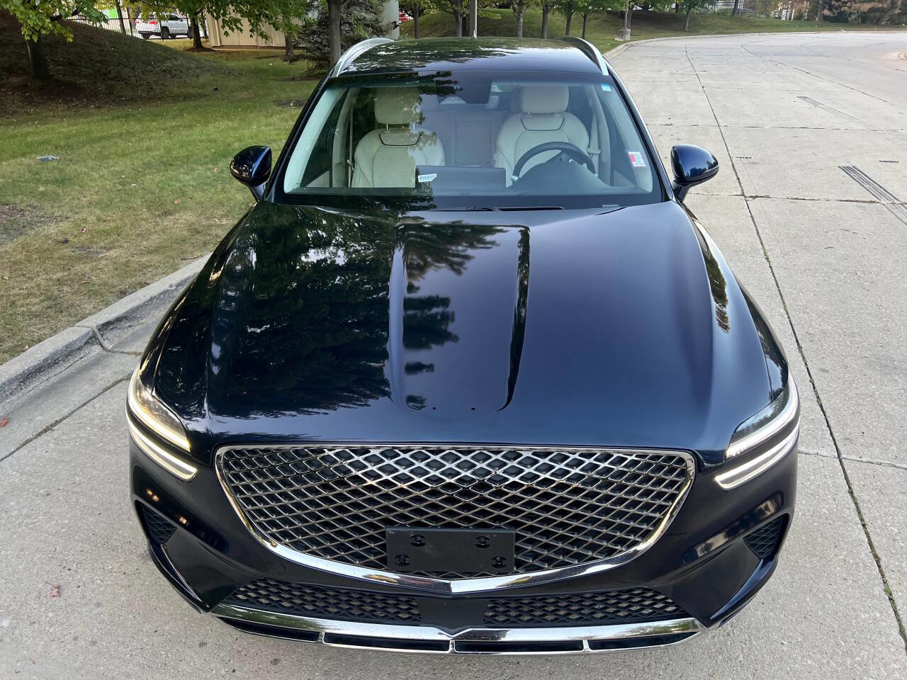 Used 2023 Genesis GV70 2.5T AWD/4WD image 2