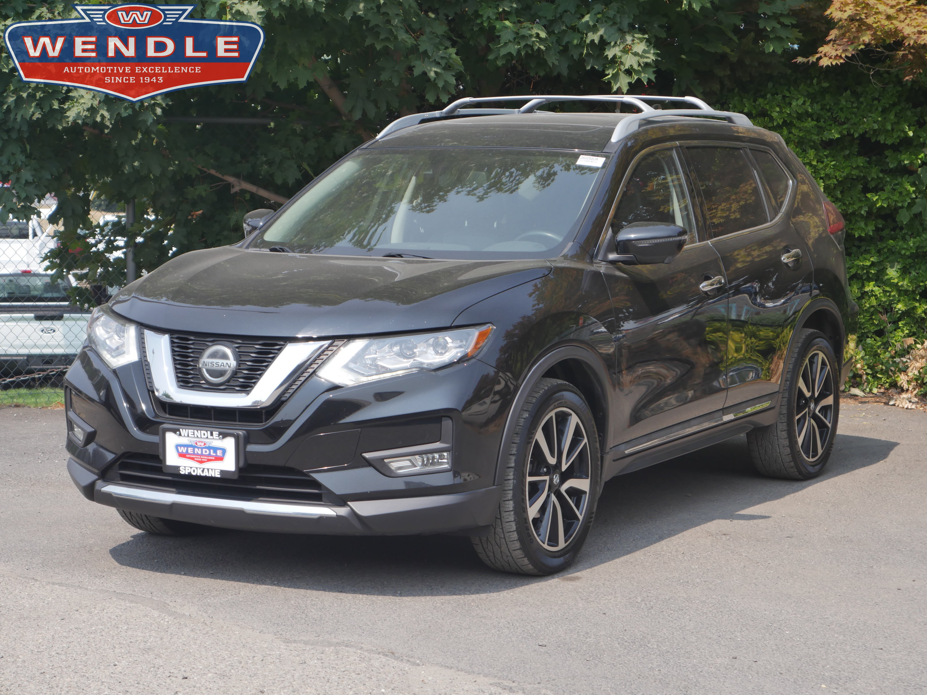 Used 2019 Nissan Rogue SL w/ Premium Package AWD/4WD image 1