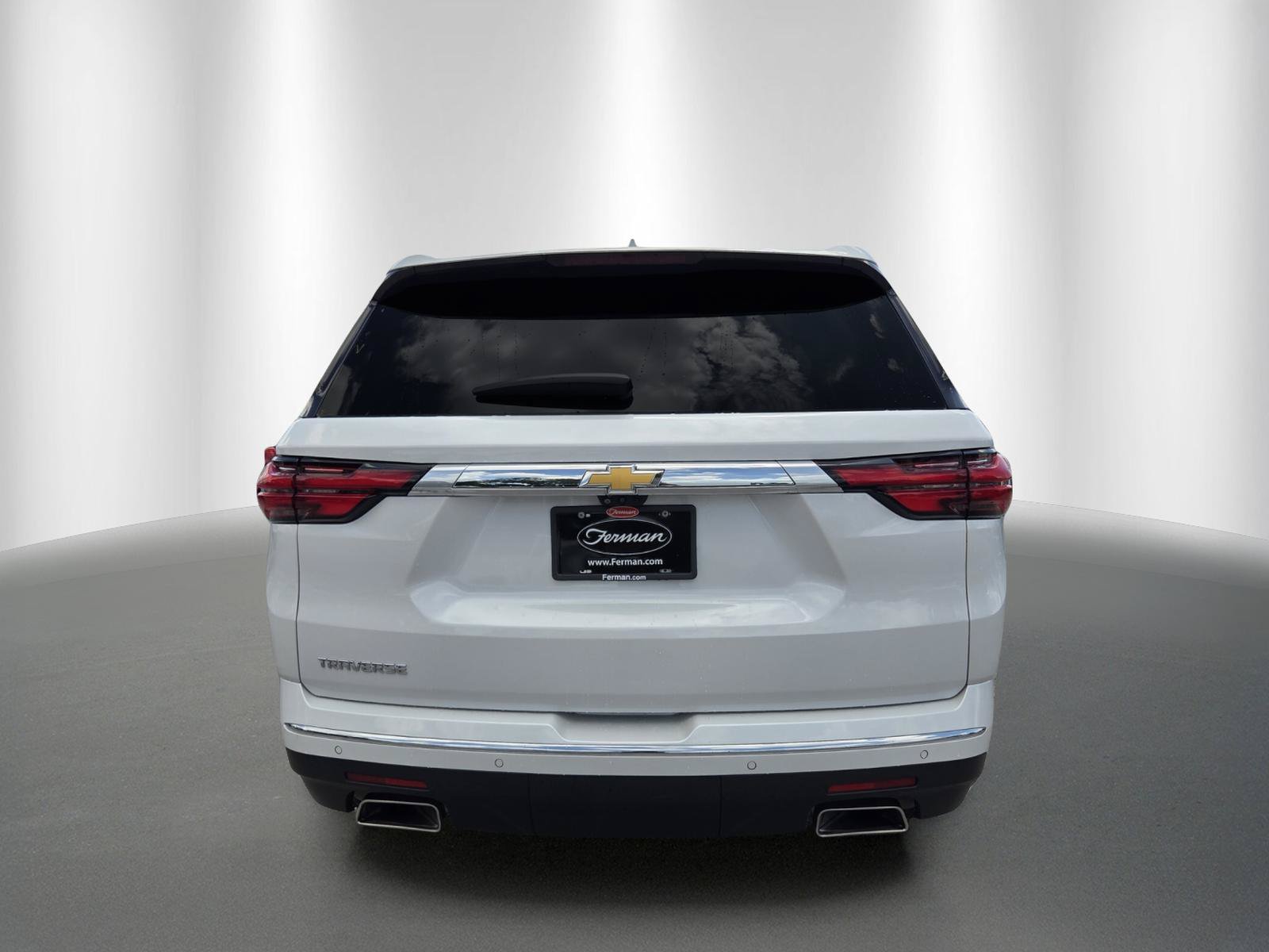 Used 2023 Chevrolet Traverse High Country w/ LPO, Floor Liner Package FWD image 6