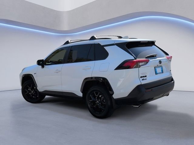 Used 2025 Toyota RAV4 XLE w/ Convenience Package image 9