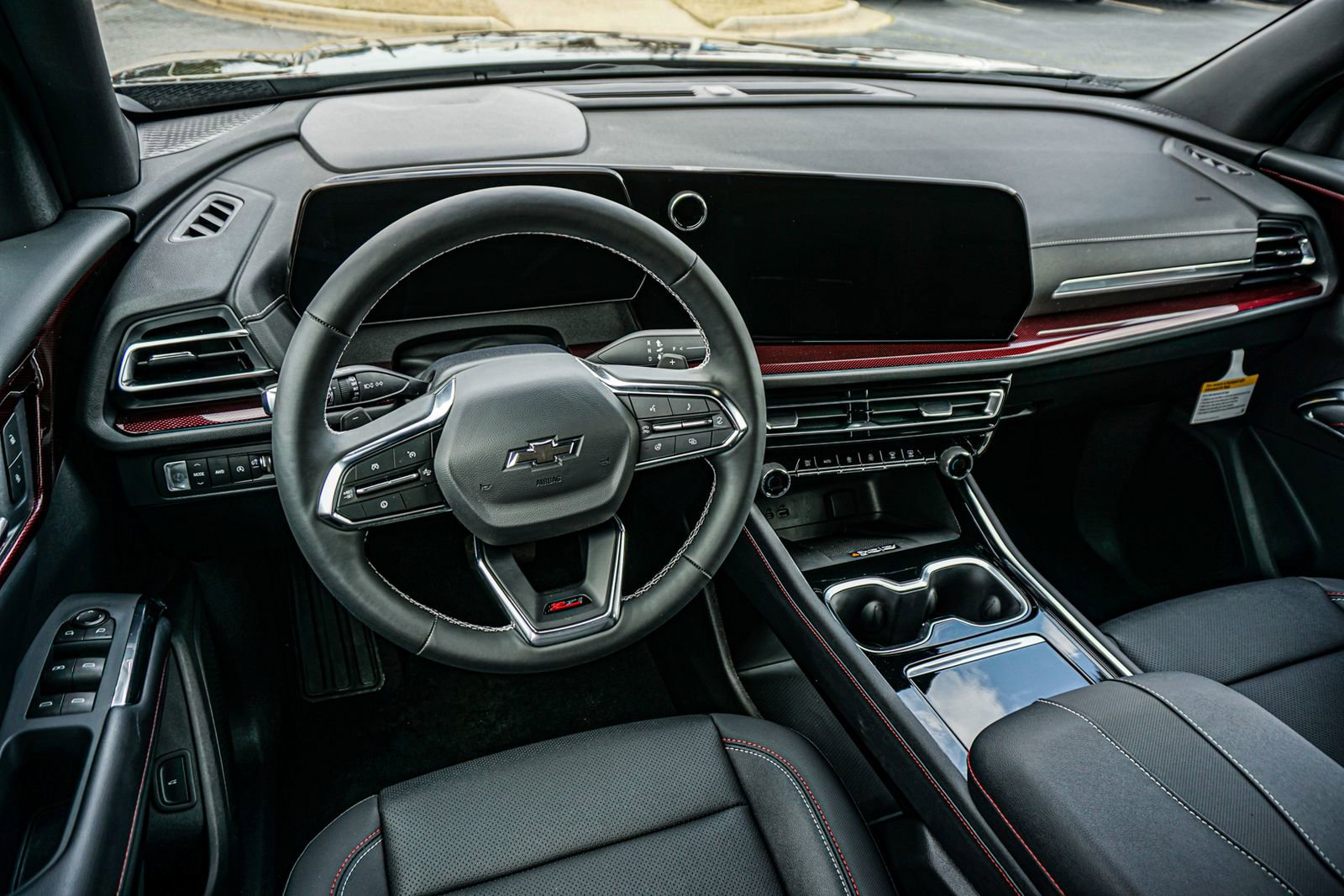 New 2026 Chevrolet Traverse Z71 w/ Driver Confidence Package image 23