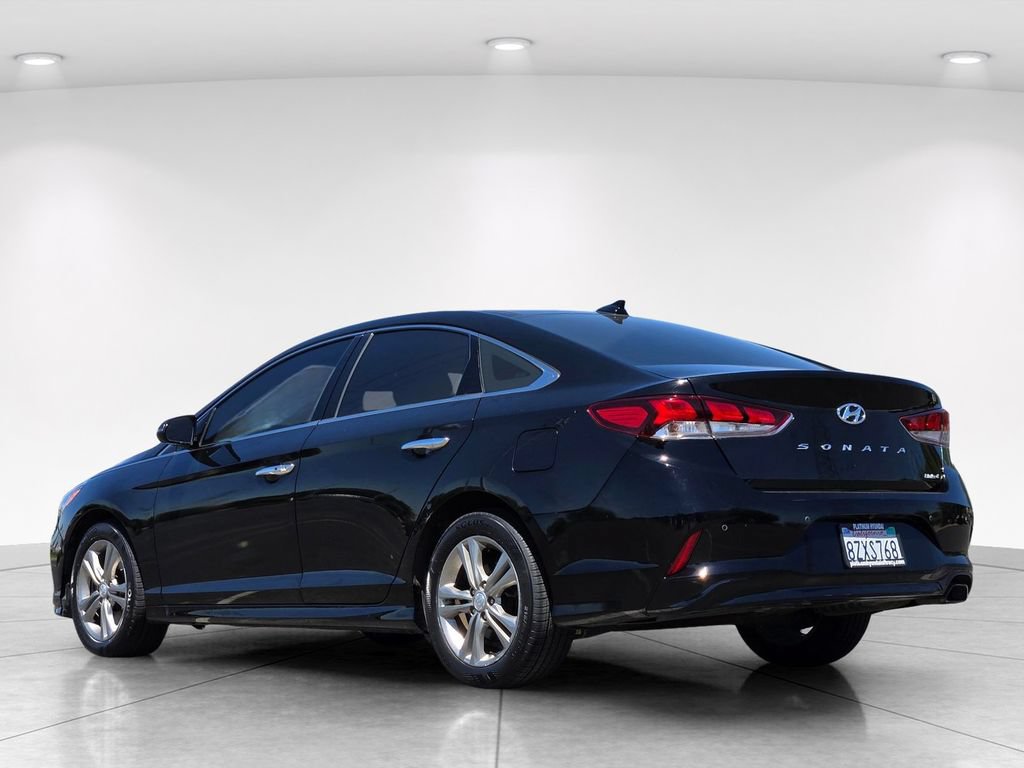 Used 2019 Hyundai Sonata Limited w/ Ultimate Package 04 FWD image 6