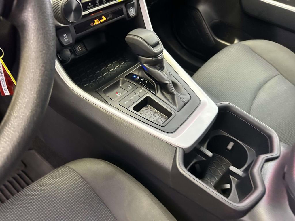 Used 2025 Toyota RAV4 LE FWD image 20