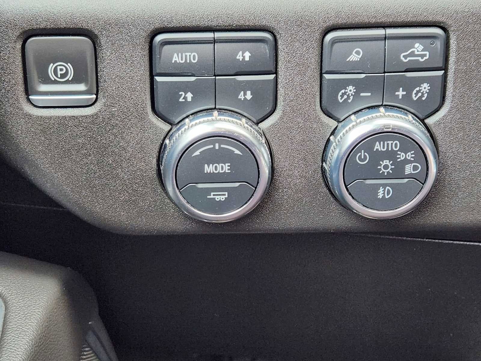 Used 2022 GMC Sierra 1500 SLT w/ SLT Convenience Package AWD/4WD image 24
