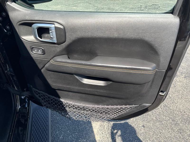 Used 2021 Jeep Gladiator Overland image 46