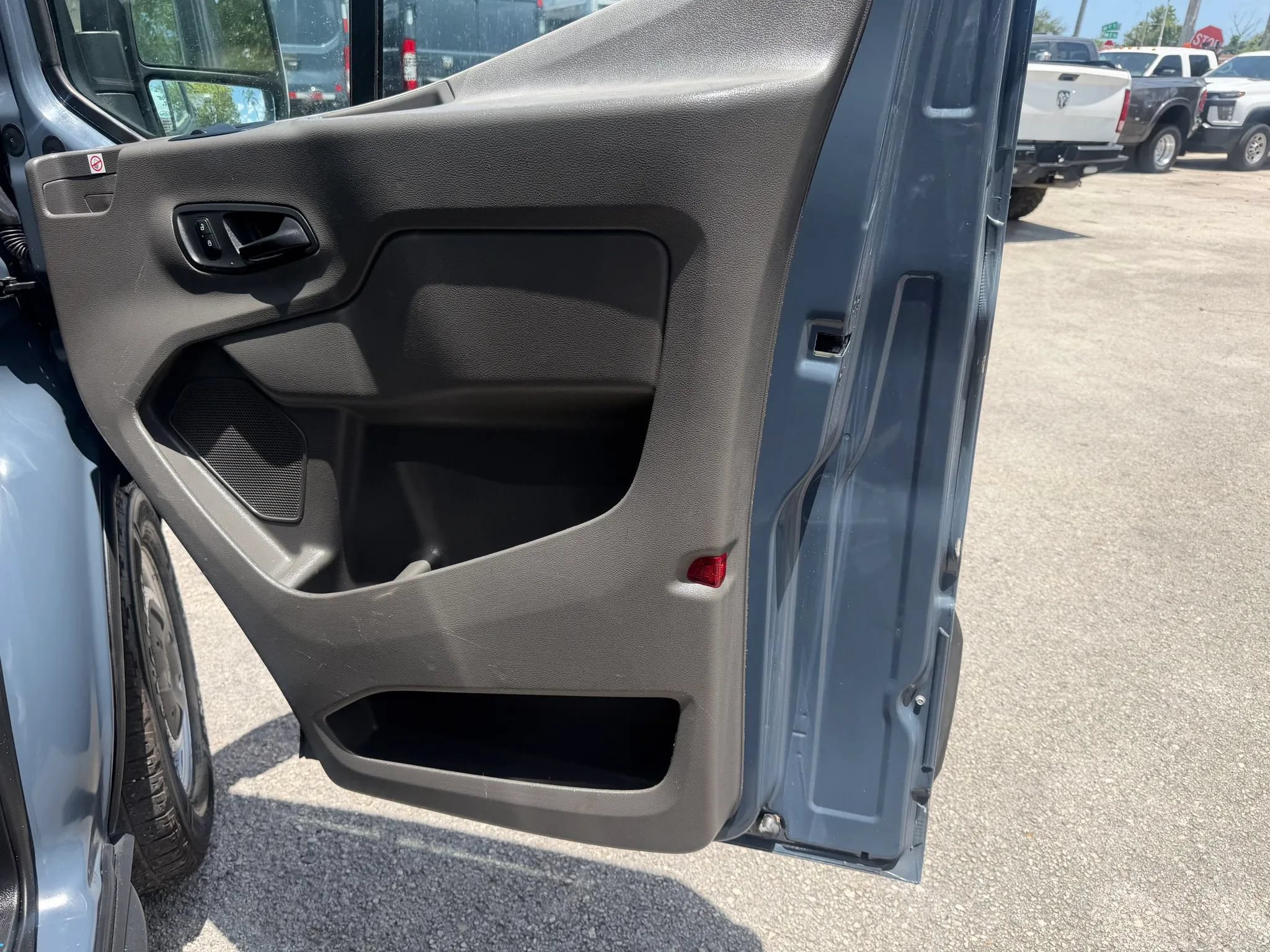 Used 2020 Ford Transit 250 148 High Roof Extended RWD image 16