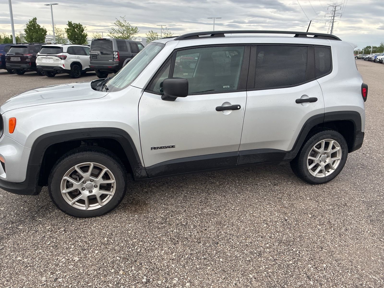 Used 2019 Jeep Renegade Sport w/ Sport Appearance Group image 22