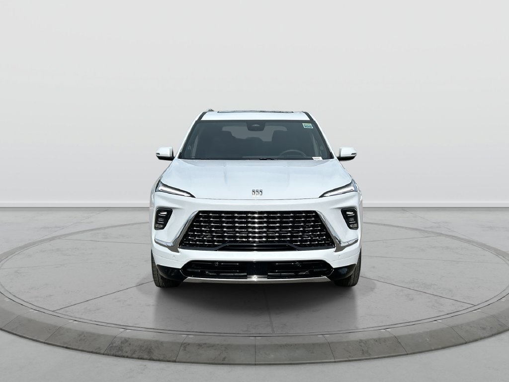 Used 2026 Buick Enclave Avenir w/ Super Cruise Package FWD image 3
