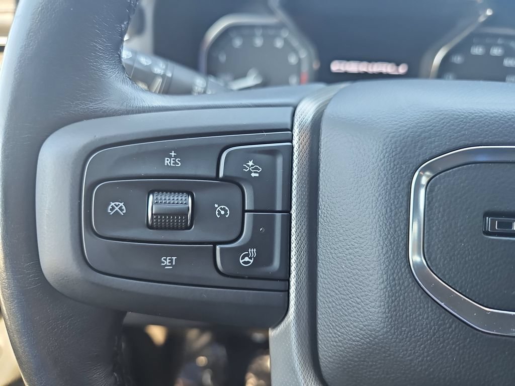 Used 2021 GMC Yukon Denali w/ Denali Premium Package AWD/4WD image 22
