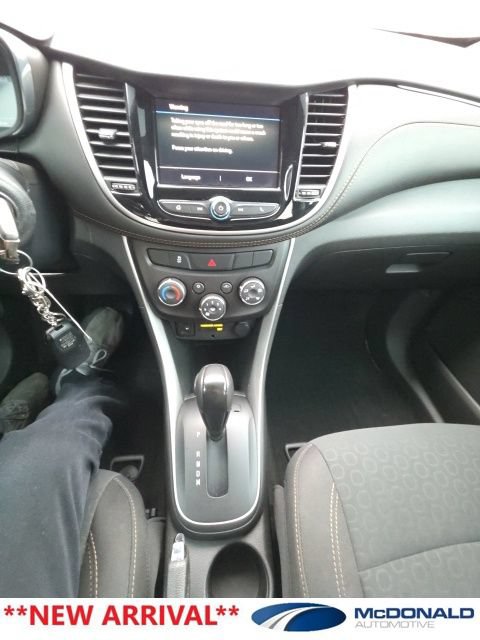 Used 2021 Chevrolet Trax LS w/ Tint and Cruise Package AWD/4WD image 10