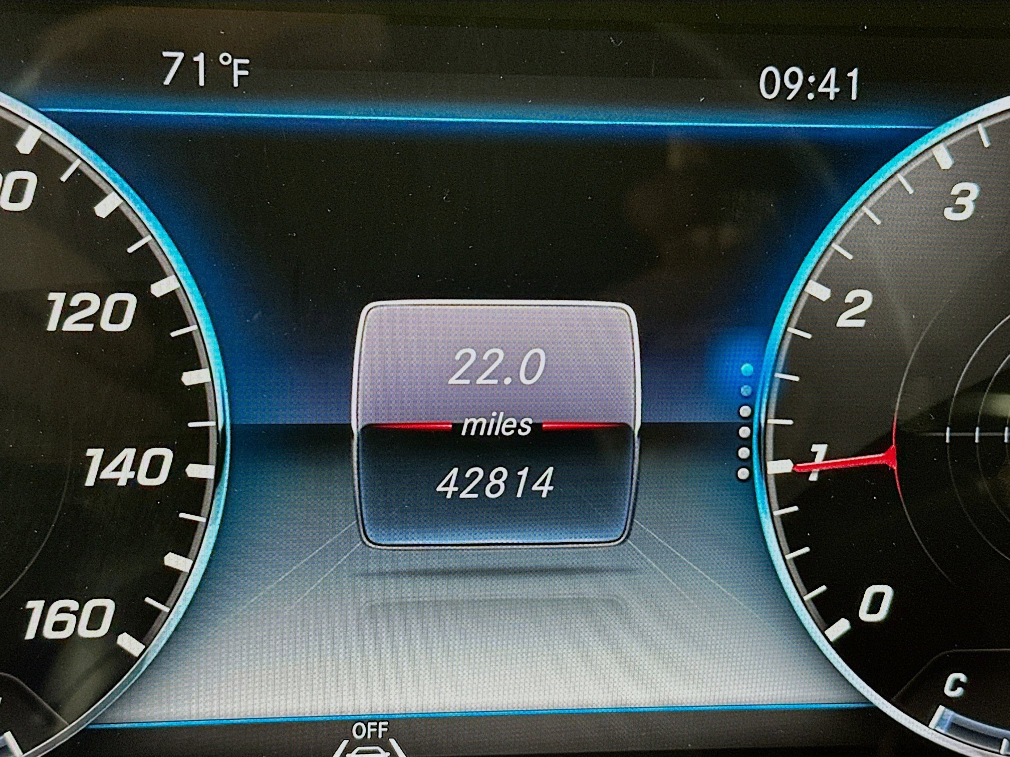 Used 2020 Mercedes-Benz S 560 Sedan image 19