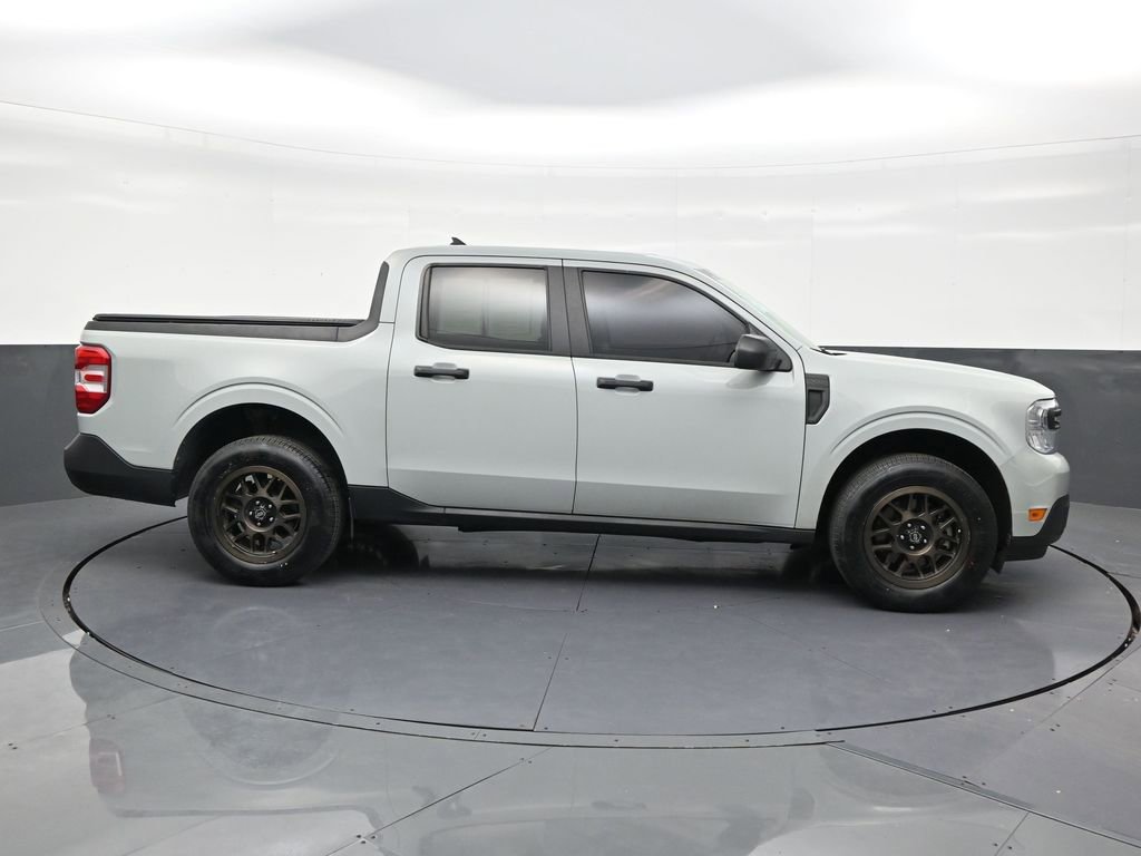 Used 2023 Ford Maverick XL FWD image 6