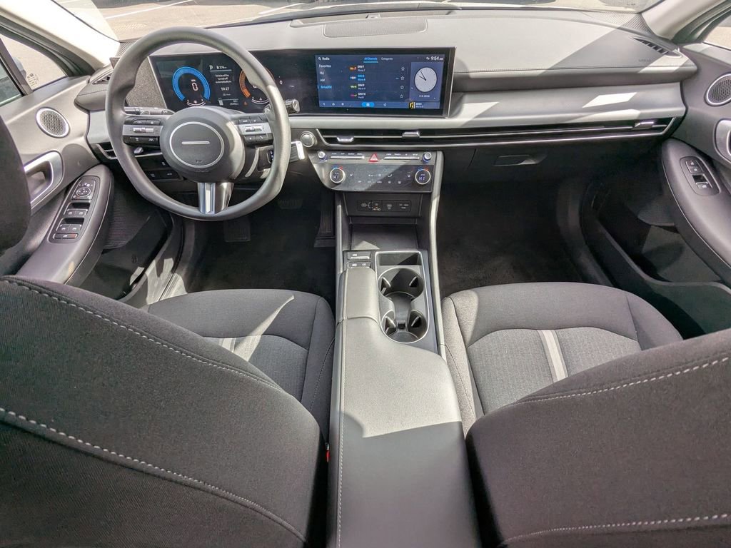 Used 2025 Hyundai Sonata SEL image 27